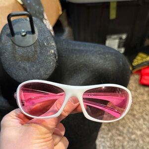Y2K Pink Translucent Sunglasses with Pink Lenses - Stylish UV Eyewear
